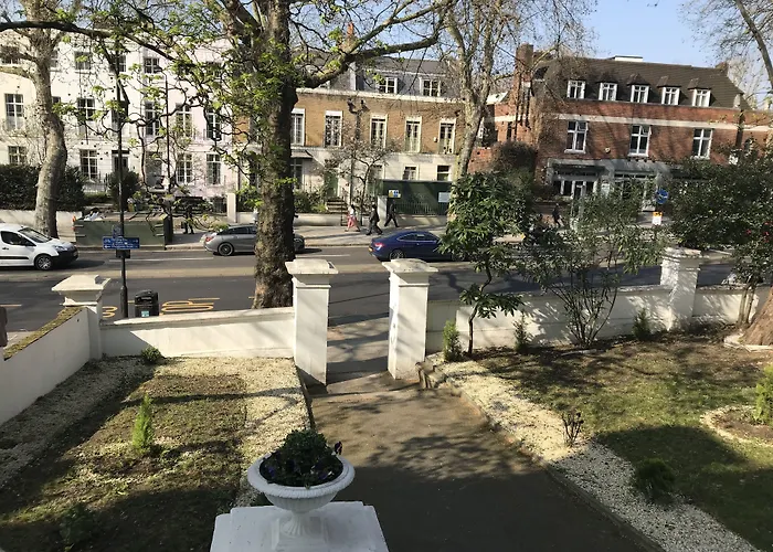 Hotel Ravna Gora Londra